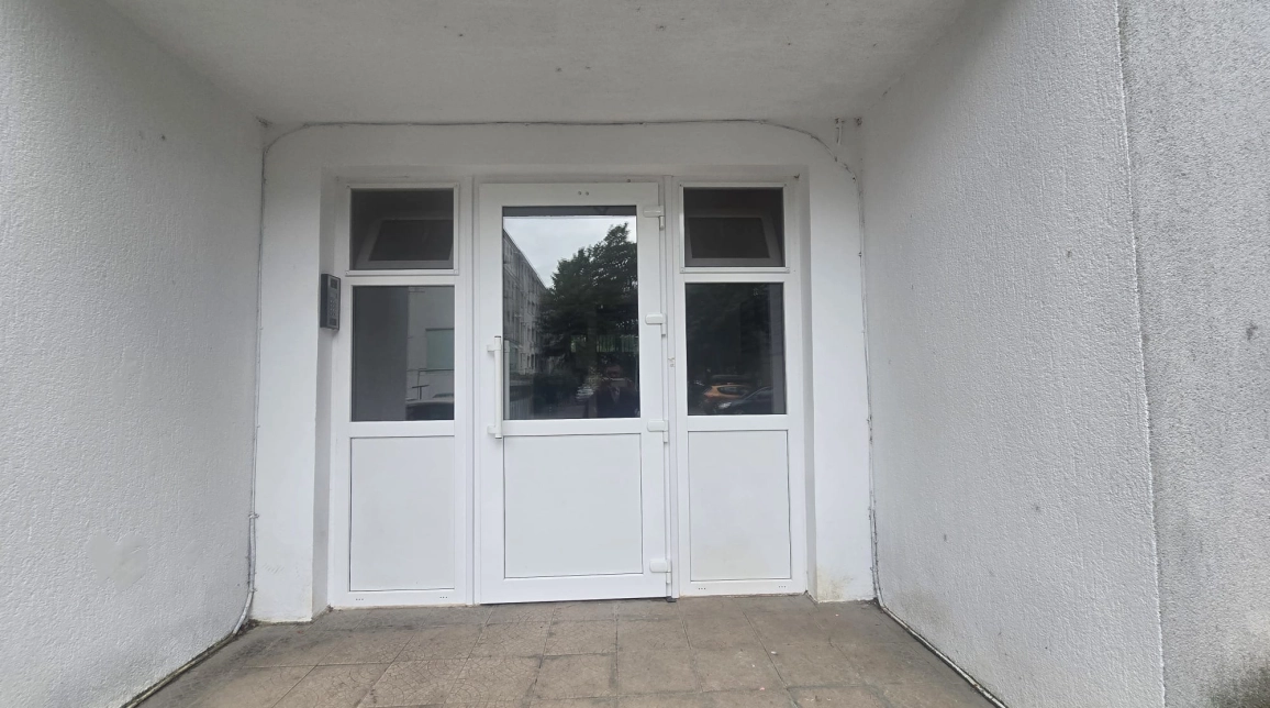 Oferta De vanzare apartament, 2 camere, semidecomandat, 50 mp, Podu Ros,  vis-a-vis de Facultatile din Tudor imagine 2