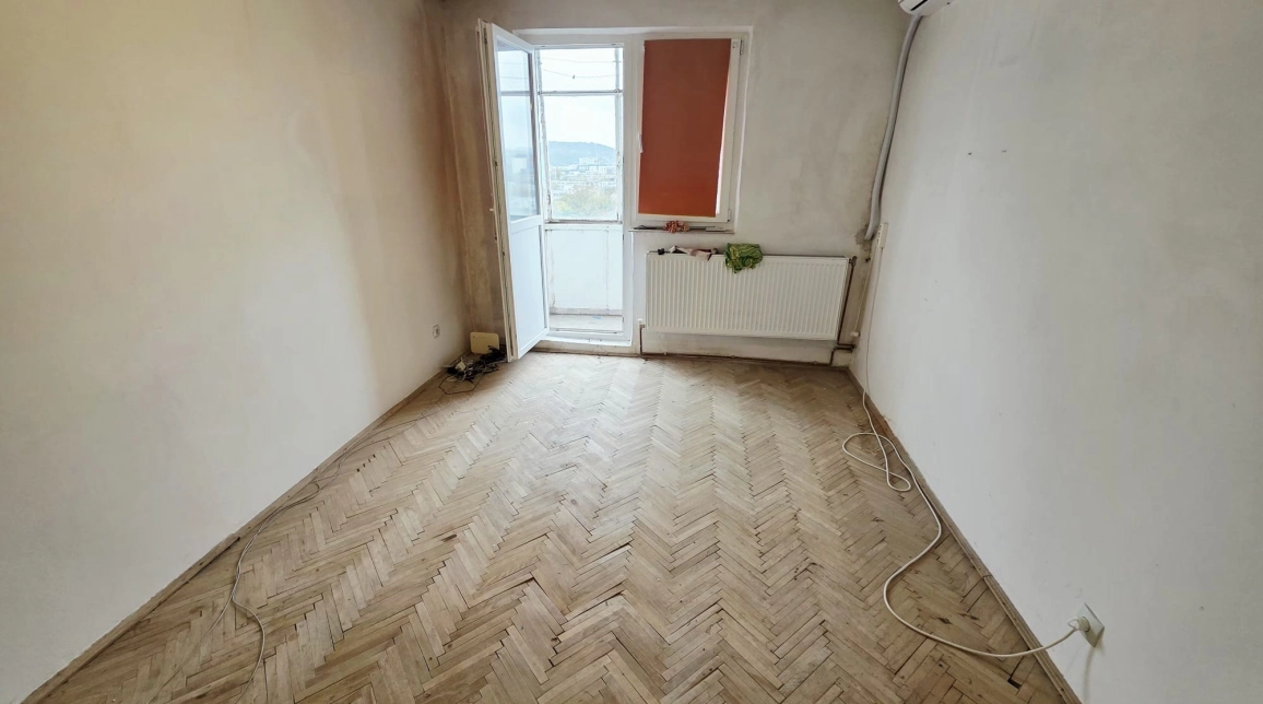 Oferta Podu Ros apartament 40 mp, 2 camere, decomandat, de vanzare,  Restaurant Odeon imagine 2