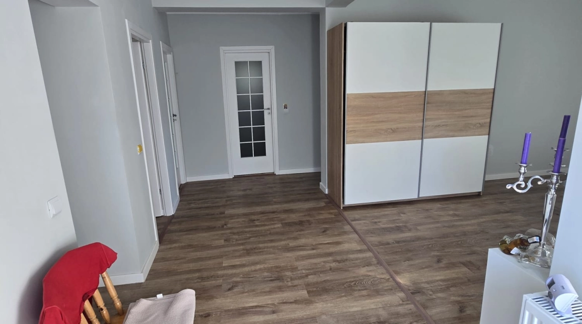 Oferta 4 camere, 106 mp, de vanzare casa in zona Lunca Cetatuii,  Hanul Visoianu imagine 2