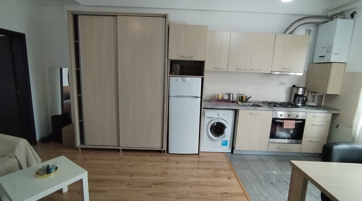 Oferta De inchiriat apartament nou, 1 camera, decomandat, 35 mp, Centru,  Tg Cucu -5 min de UMF imagine 4