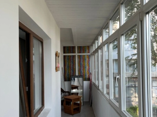 Apartament 3 camere - Podul de Fier