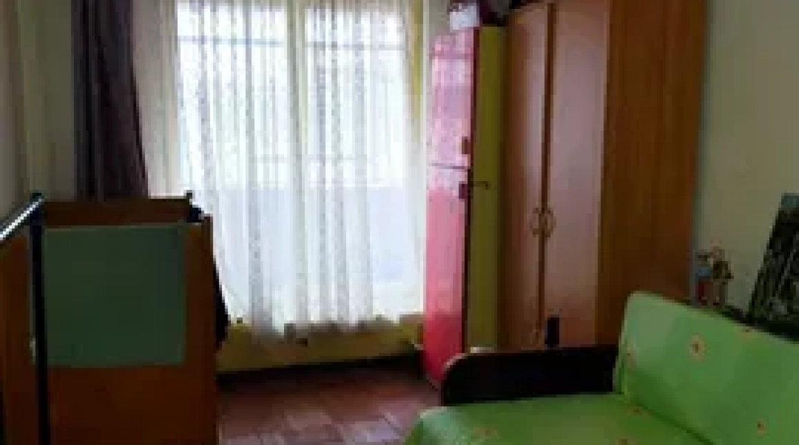 Oferta 5 camere, decomandat, 94 mp, de vanzare apartament in zona Central,  Orhei imagine 2