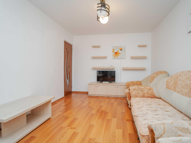 De vanzare apartament, 62 camere,  decomandat,  62 mp, Canta,  (PROFI) 162347