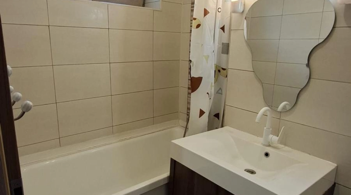 Oferta 2 camere, semidecomandat, 53 mp, de vanzare apartament in zona Podu Ros,  Mercur Mary imagine 14