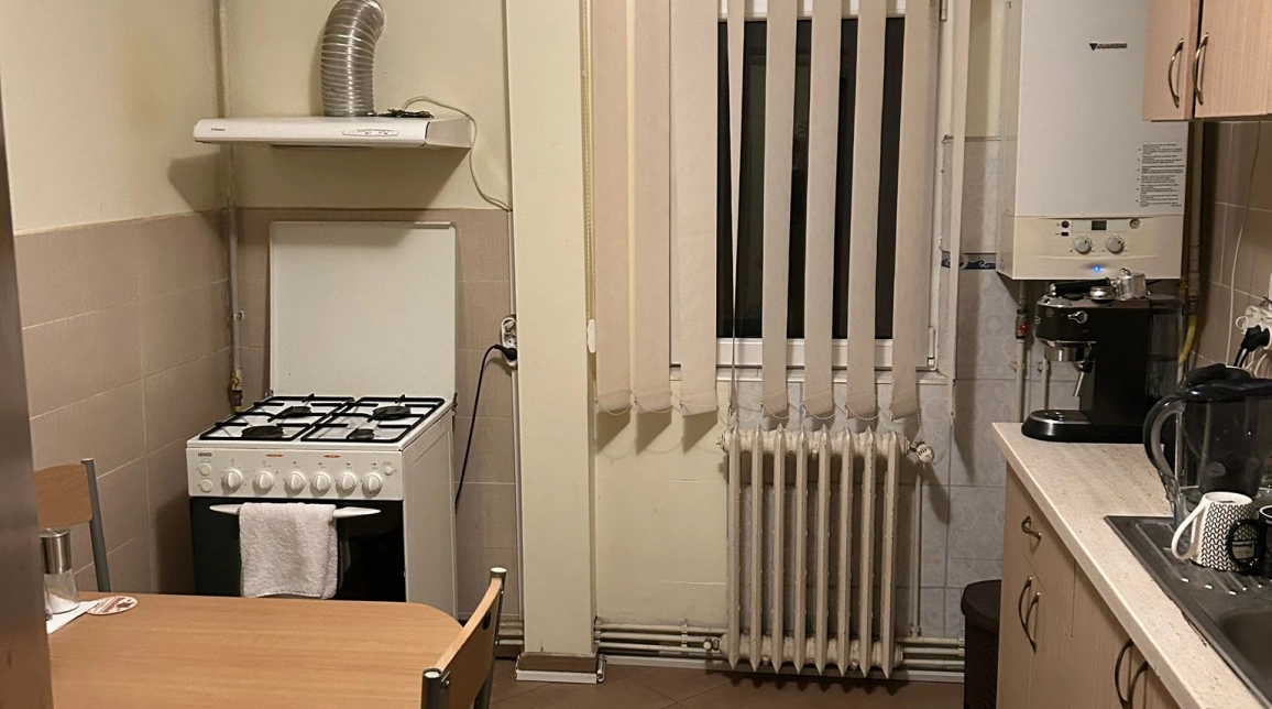 Oferta De vanzare apartament, 3 camere, decomandat, 70 mp, Gara,  SCOALA BARSANESCU imagine 1