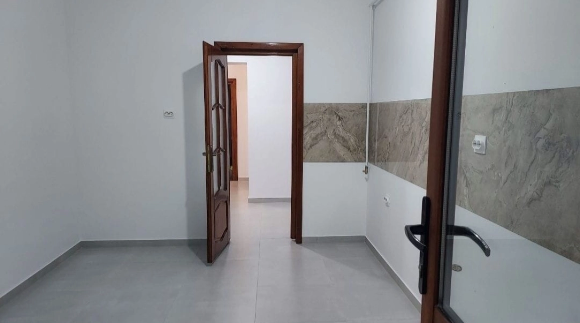 Oferta Pacurari apartament 84 mp, 3 camere, decomandat, de vanzare,  KAUFLAND imagine 2