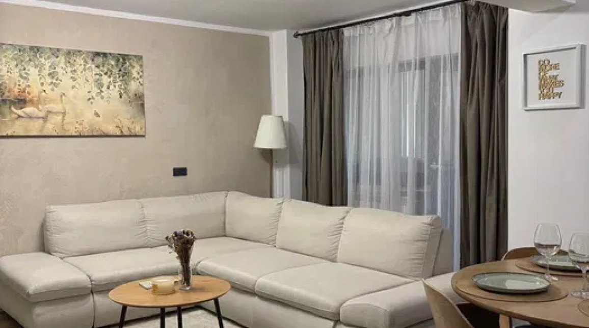 Oferta Apartament de vanzare, 2 camere, decomandat, 55 mp, Precista imagine 1