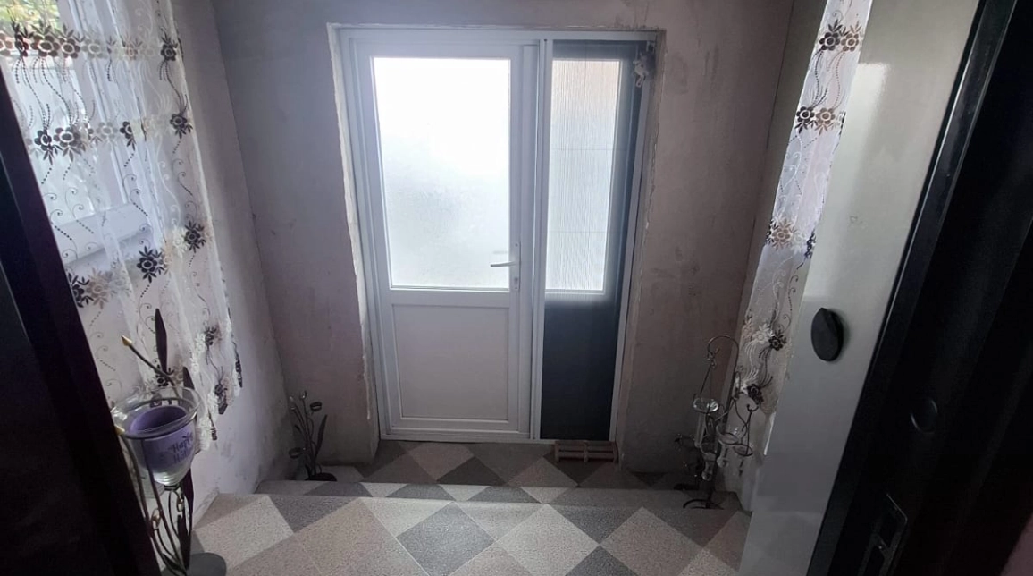 Oferta Roznov apartament 110 mp, 3 camere, decomandat, de vanzare imagine 7