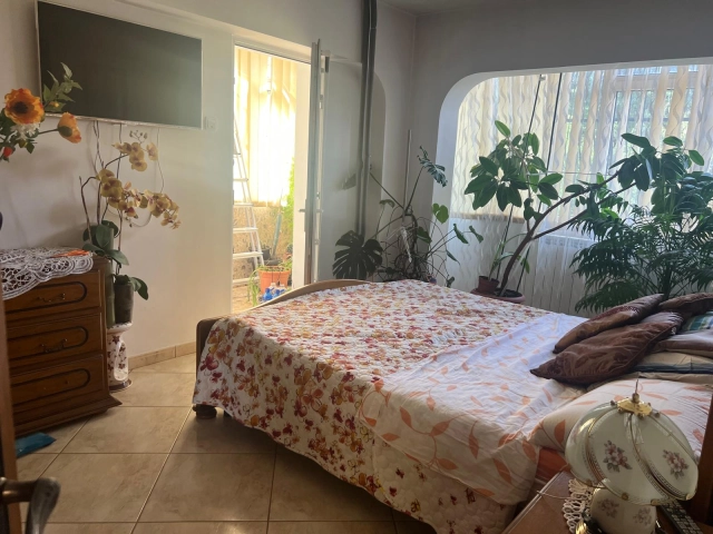 Apartament 3 camere - Centru