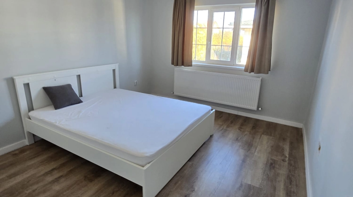 Oferta 4 camere, 106 mp, de vanzare casa in zona Lunca Cetatuii,  Hanul Visoianu imagine 4
