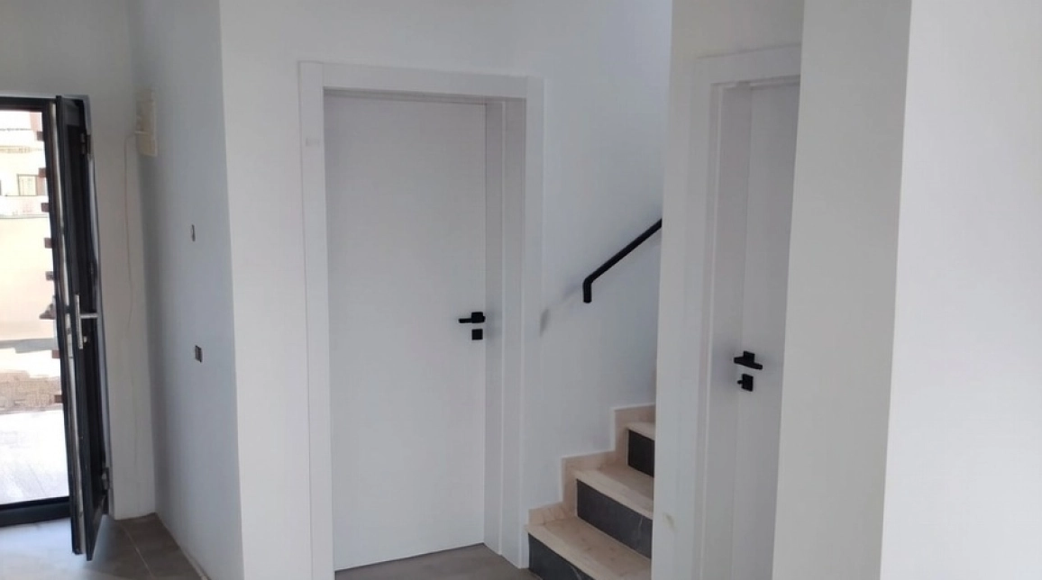 Oferta Casa de vanzare, 4 camere, 98 mp, Valea Lupului,   imagine 1