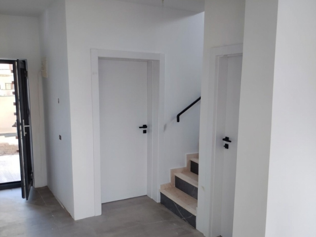 Vila de vanzare, 4 camere,  98mp, Valea Lupului,   161280