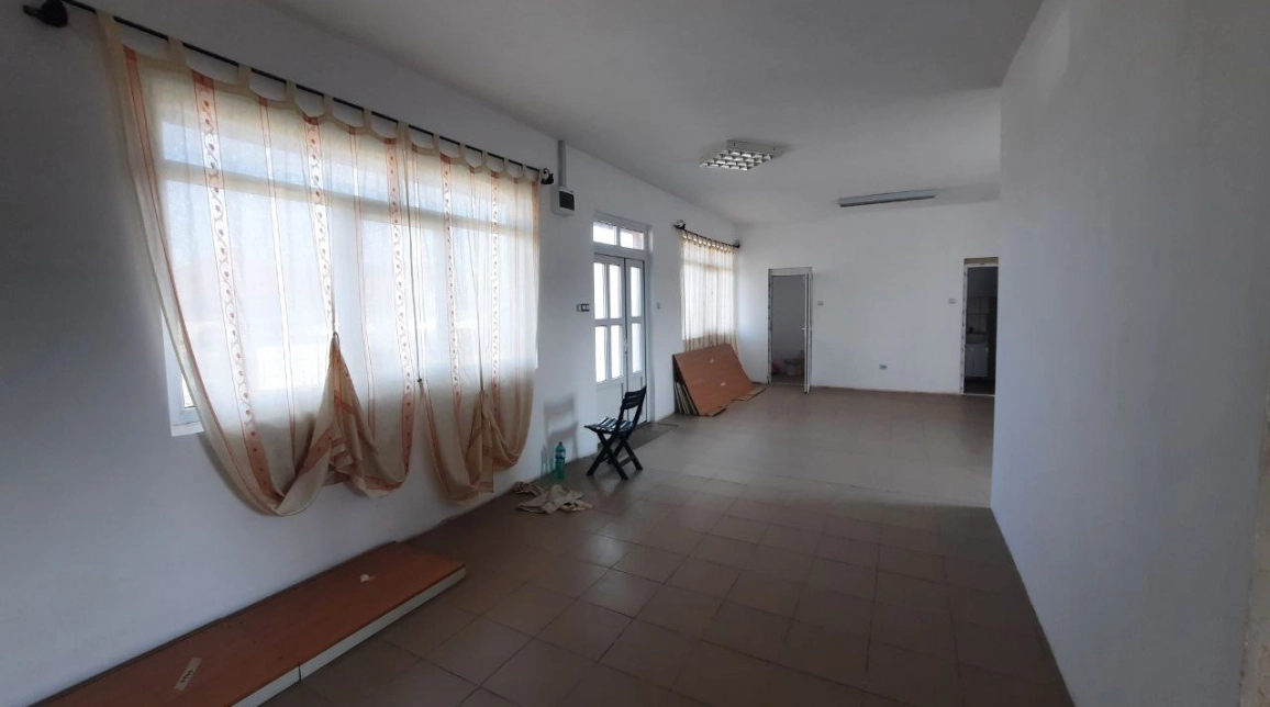 Oferta De vanzare casa, 2 camere, 100 mp, Tg Neamt,  Luca / Vanatori imagine 7