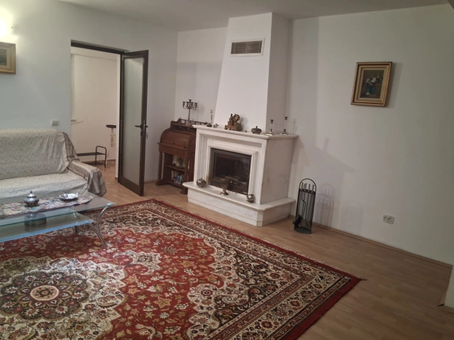 Apartament 4 camere - Popas Pacurari