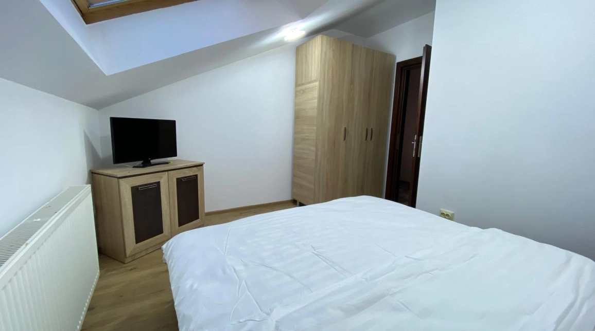 Oferta Centru apartament 76 mp, 3 camere, decomandat, de inchiriat,  Pallas Mall - Lazar Residence imagine 5
