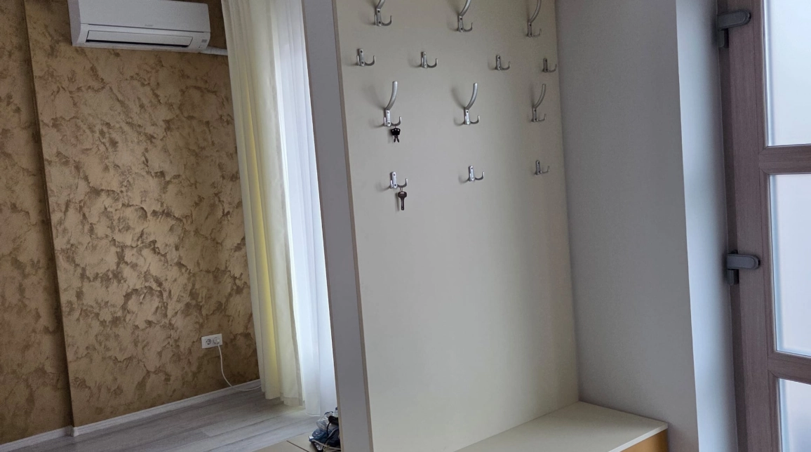 Oferta Casa, 4 camere , 115 mp, Popas Pacurari, de inchiriat,  Str Victoriei imagine 12