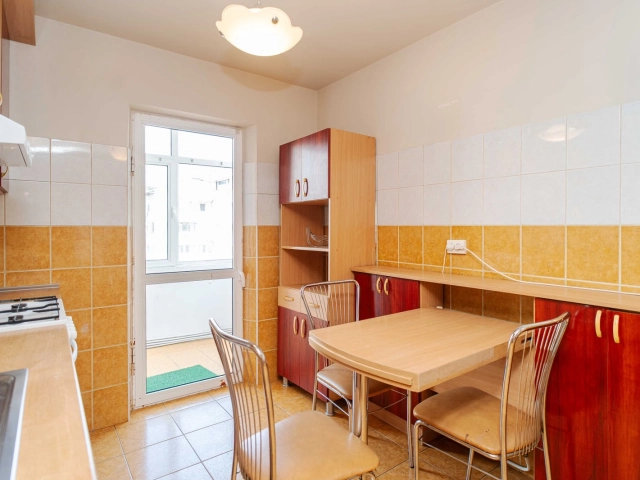Apartament 3 camere - Pacurari