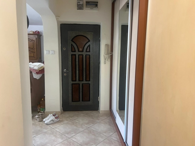Apartament 3 camere - Centru