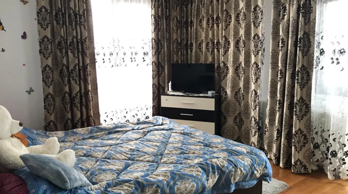 Oferta Miroslava casa 160 mp, 5 camere, de vanzare,  Dupa  liceul Agricol imagine 8