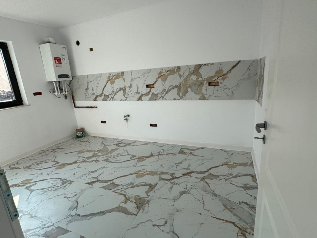 4 camere,  118mp, de vanzare casa in zona Miroslava,  (la 2.2km de Primaria Miroslava) 161313