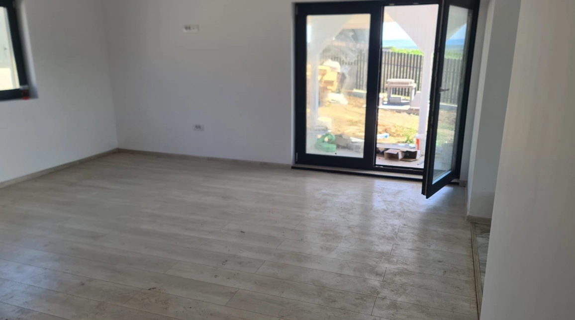 Oferta Casa, 3 camere , 86 mp, Vorovesti, de vanzare,   imagine 2