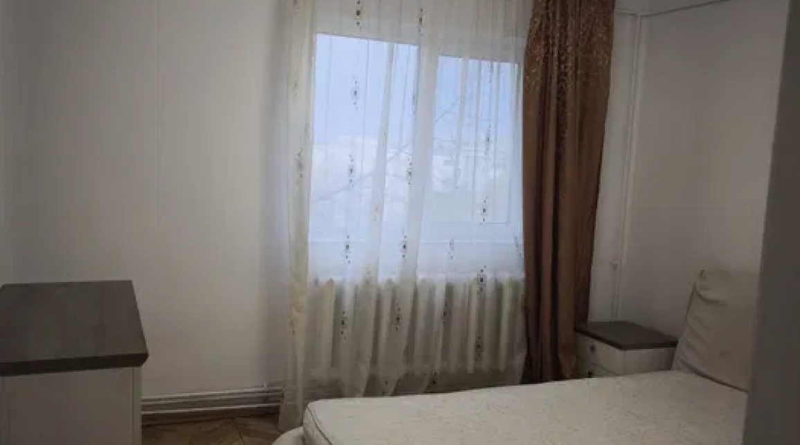 Oferta Apartament de inchiriat, 2 camere, decomandat, 56 mp, Nicolina,  Mega Image imagine 1