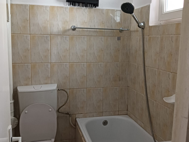 De inchiriat apartament, 2 camere,  semidecomandat,  40 mp, Podu Ros,  (Liceul Emil Racovita) 163252