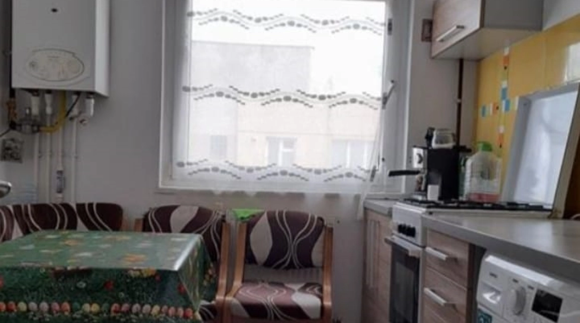 Oferta Apartament, 2 camere semidecomandat, 48 mp, Darmanesti, de vanzare,  Gradinita Nr.8 imagine 2