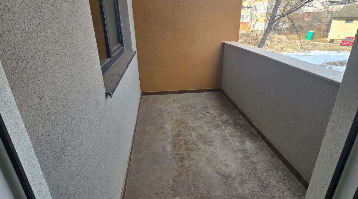 Oferta 2 camere, decomandat, 58 mp, de vanzare apartament in zona Nicolina,  Nicolina 2 - Bd Poitiers, cu Parcare inclusa imagine 3