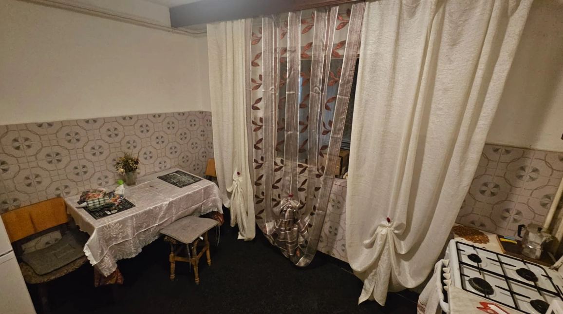 Oferta De vanzare apartament, 3 camere, decomandat, 75 mp, Nicolina,  Nicolina 2 Clopotari imagine 6