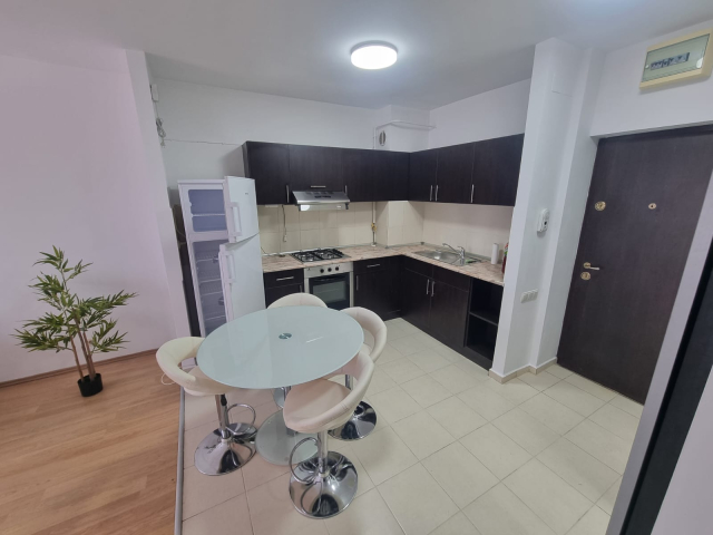 De vanzare apartament, 2 camere,  nedecomandat,  48 mp, Tatarasi,  (Piata Doi baieti) 161107
