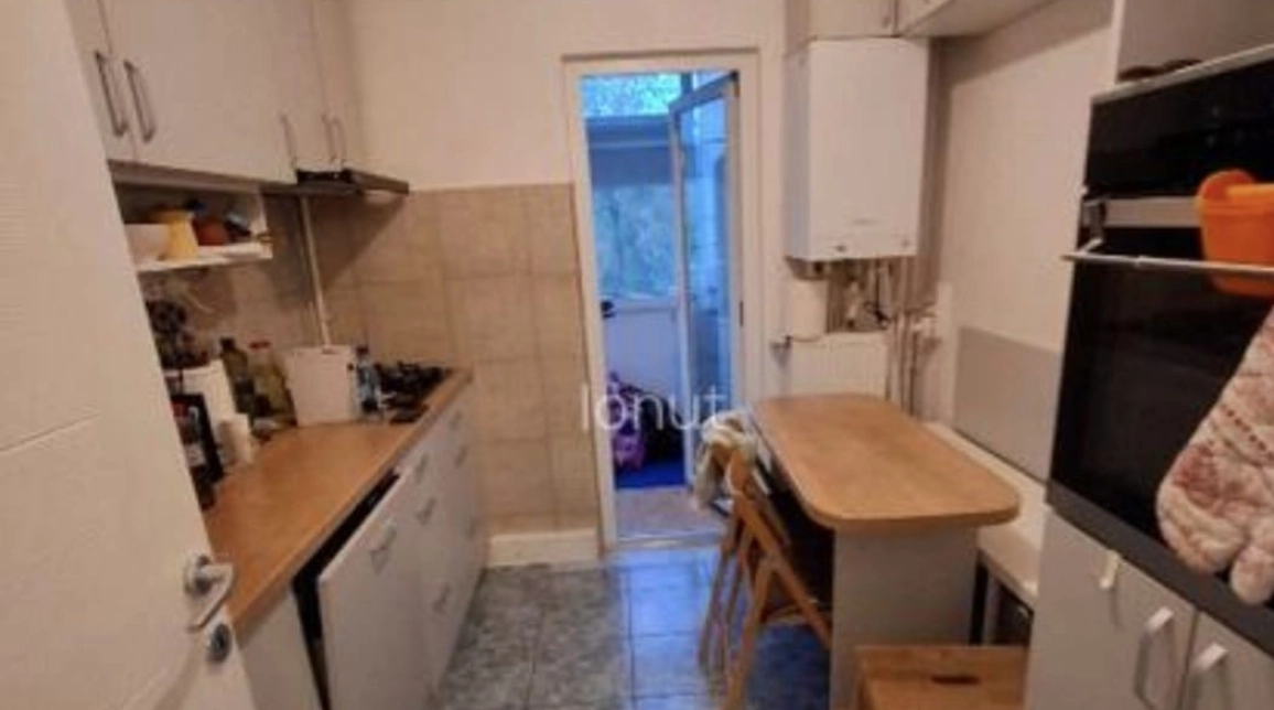 Oferta Apartament de vanzare, 3 camere, decomandat, 60 mp, Galata,  Lidl imagine 2