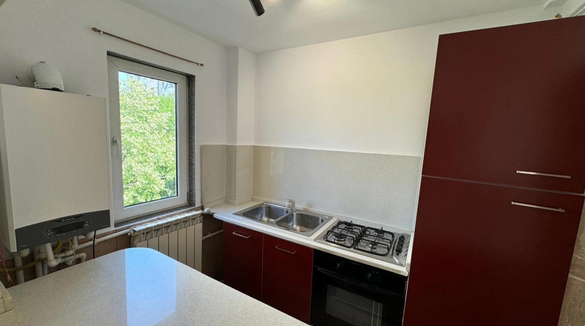 Oferta Apartament de vanzare, 4 camere, semidecomandat, 64 mp, Mircea cel Batran,  Complex Mircea cel Batran imagine 12