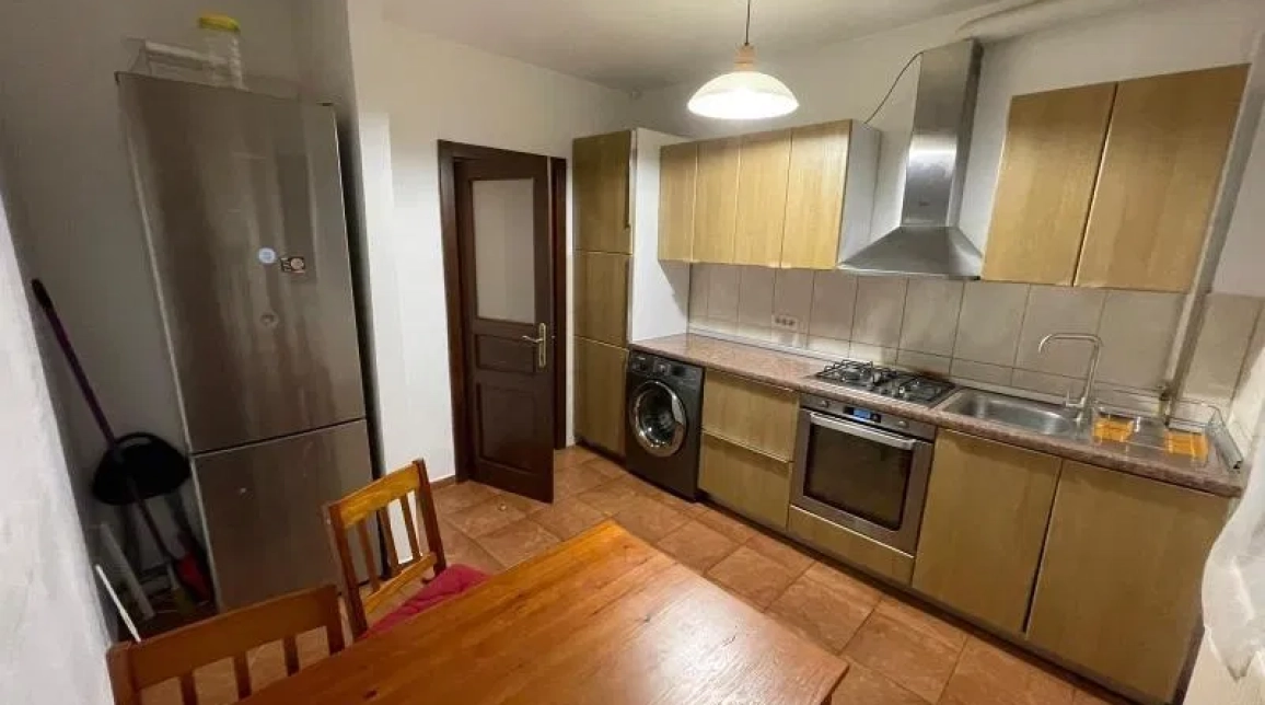 Oferta Apartament de vanzare, 4 camere, decomandat, 91 mp, Tatarasi,  Piata Chirila - Ateneu imagine 3