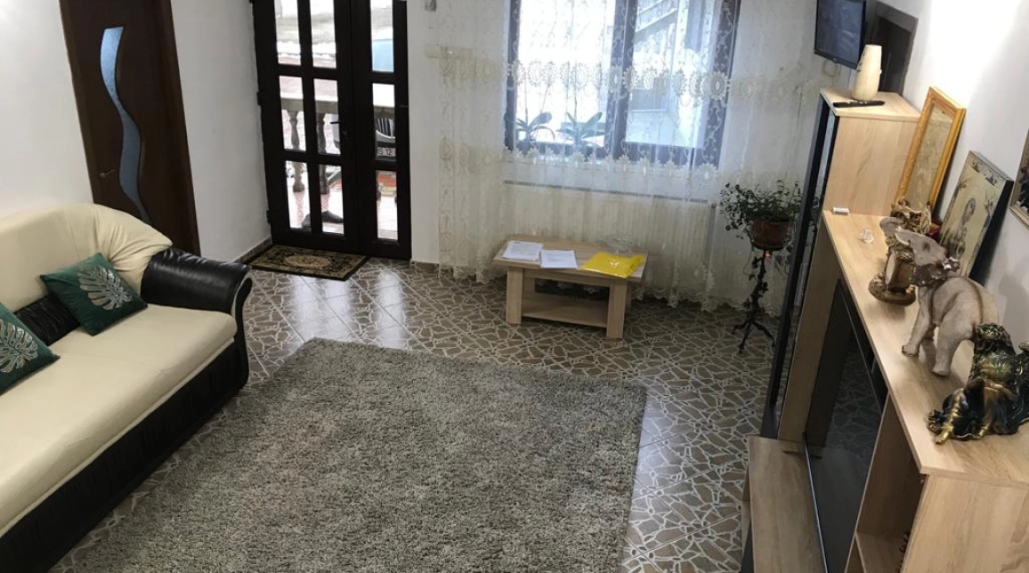 Oferta Miroslava casa 160 mp, 5 camere, de vanzare,  Dupa  liceul Agricol imagine 7