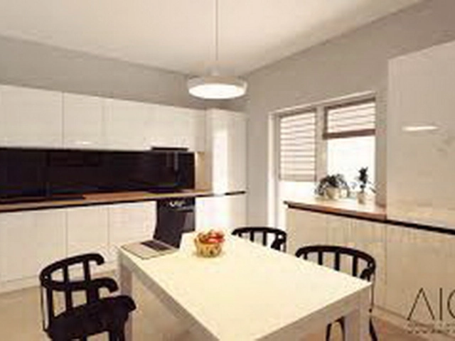 Apartament 4 camere - Miroslava