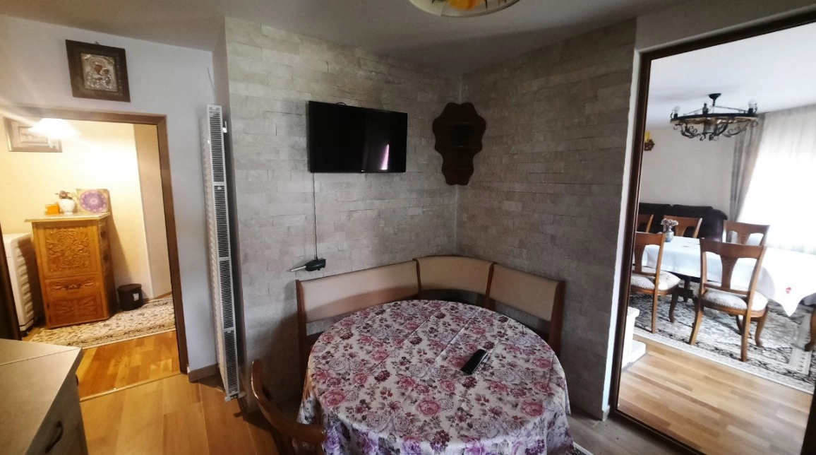 Oferta Alexandru cel bun (Jud. Neamt) casa 340 mp, 7 camere, de vanzare,  Bistrita imagine 12