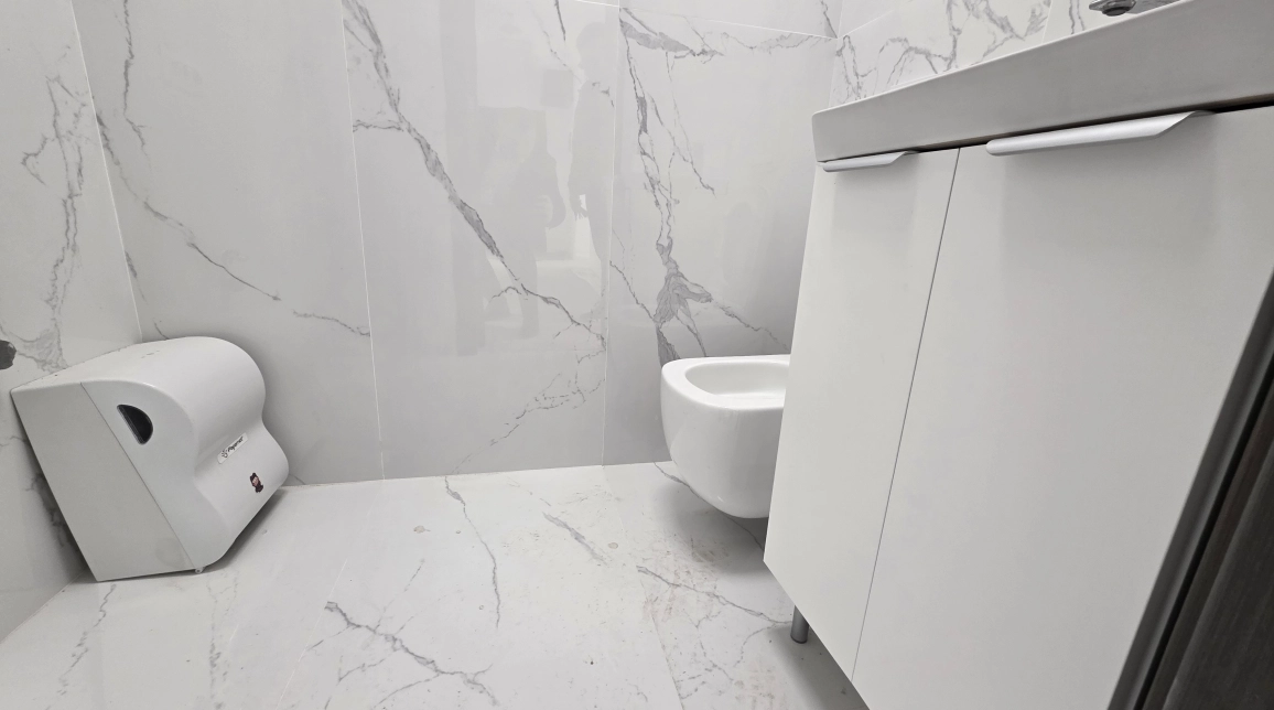 Oferta Spatiu comercial de inchiriat Podu Ros - Piata Nicolina  97mp  imagine 16