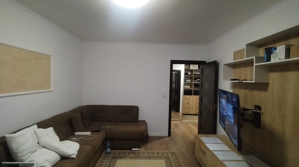 Oferta De inchiriat apartament, 2 camere, decomandat, 55 mp, Centru,  UMF imagine 4