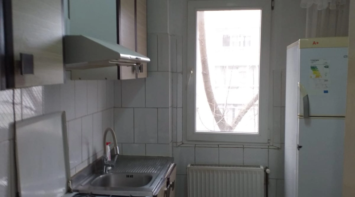 Oferta Apartament, 2 camere semidecomandat, 52 mp, Podu Ros, de inchiriat,  1001 Articole imagine 3