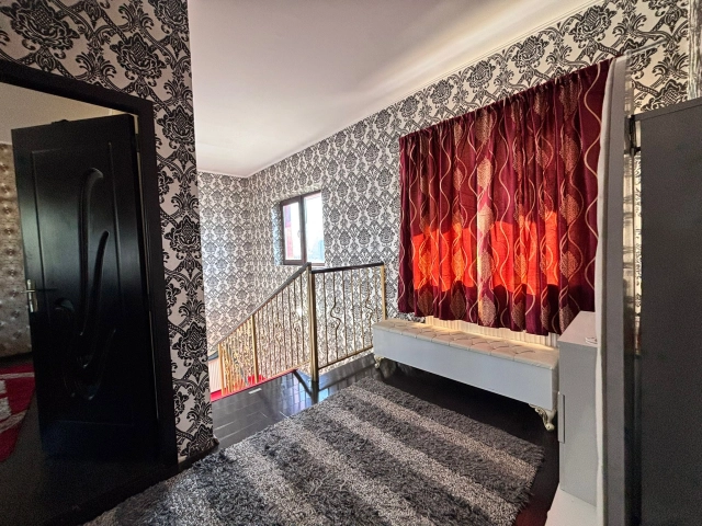 Apartament 6 camere - CUG