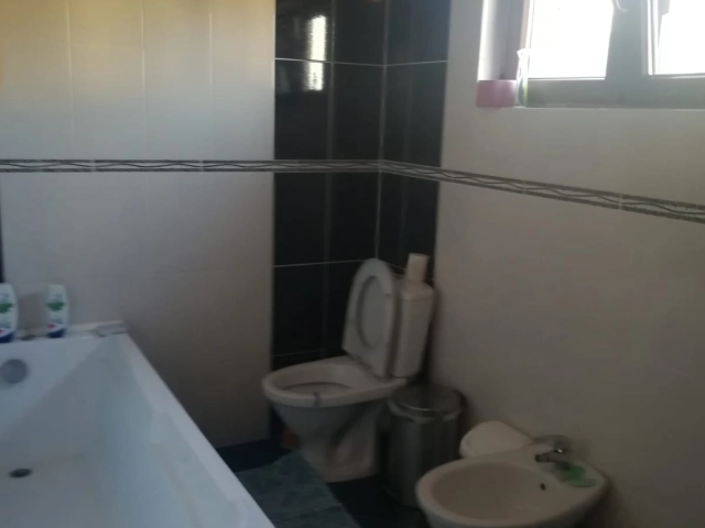 Apartament 4 camere - Valea Lupului