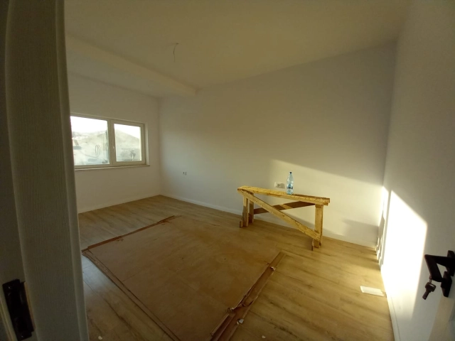 Apartament 4 camere - Valea Lupului