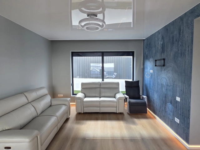 Apartament 4 camere - Miroslava
