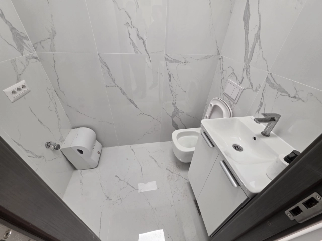 Apartament 4 camere - Nicolina
