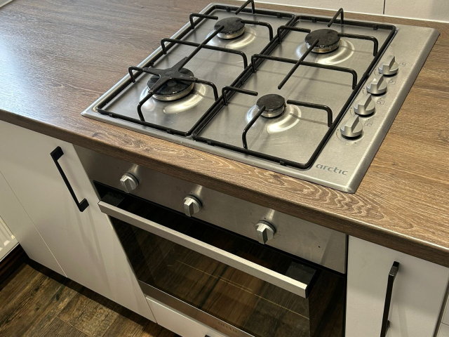 Apartament de inchiriat, 2 camere,  decomandat,  47 mp, Alexandru cel Bun,  (Minerva) 161190