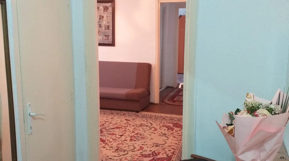 Oferta Apartament, 2 camere semidecomandat, 52 mp, Podu Ros, de inchiriat,  1001 Articole imagine 1
