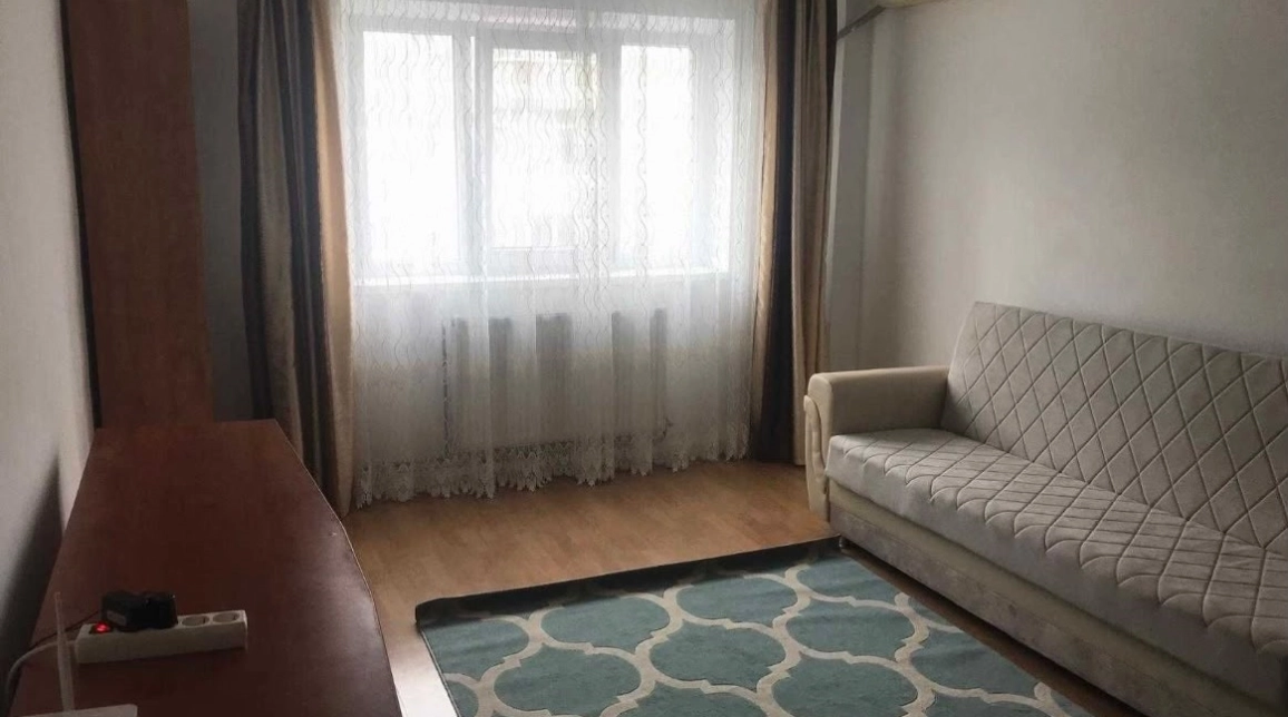 Oferta Apartament de inchiriat, 2 camere, decomandat, 54 mp, Nicolina,  Mega Image imagine 2