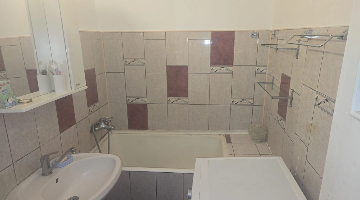 Oferta Copou apartament 50 mp, 2 camere, semidecomandat, de vanzare,  Universitate - Gaudeamus imagine 4