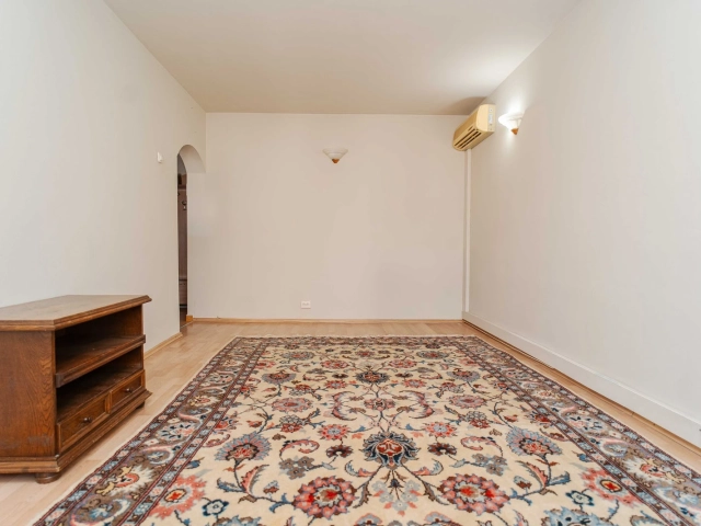 Apartament 3 camere - Pacurari